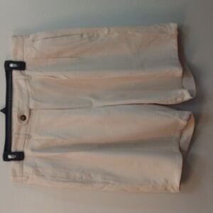 NWOT Devon Harris Cream Silk Flat Front Shorts  36